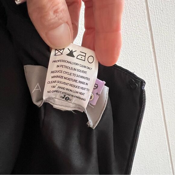 Amsale Sophia Black Gown - Picture 5 of 14